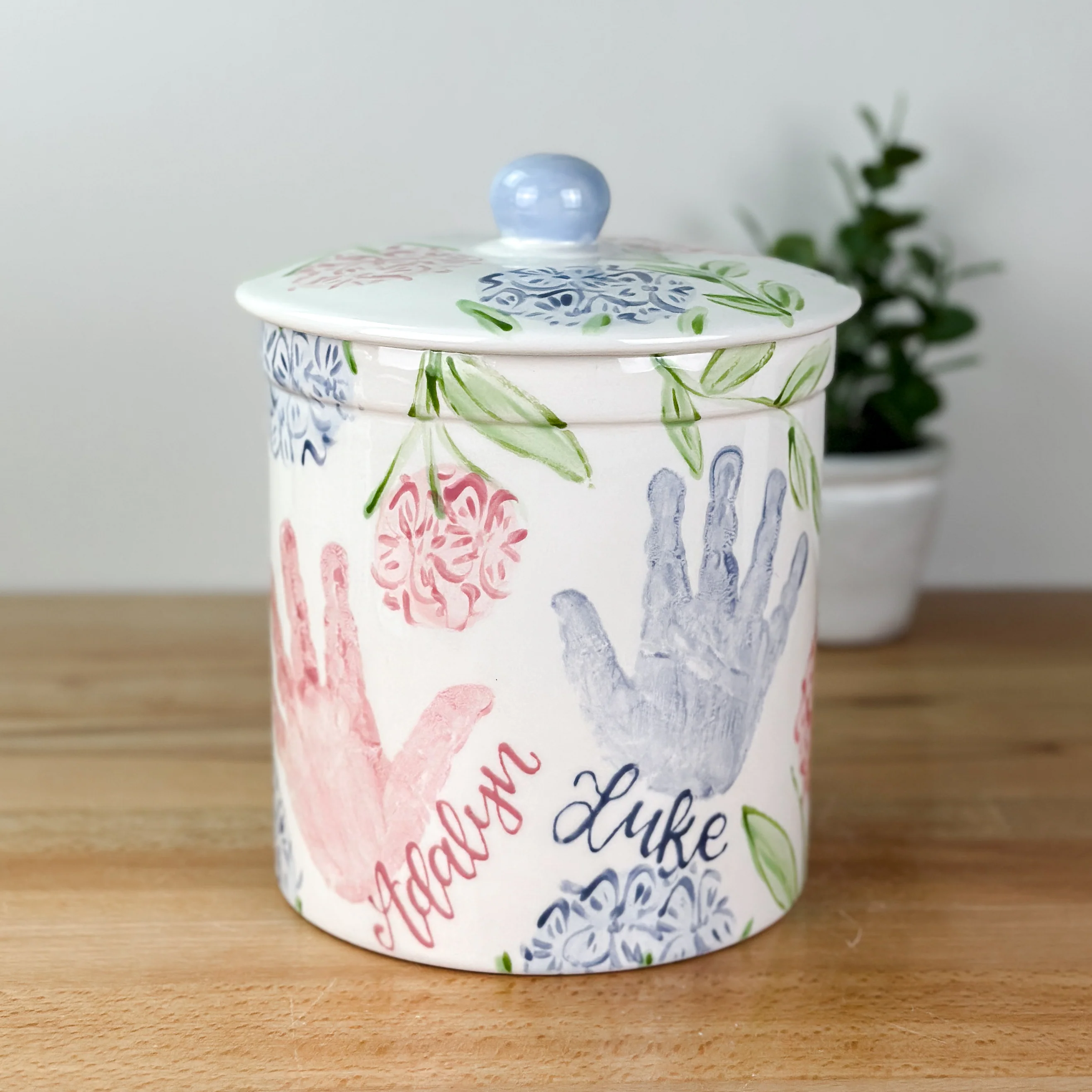 Sadie's Hydrangea Petite Canister