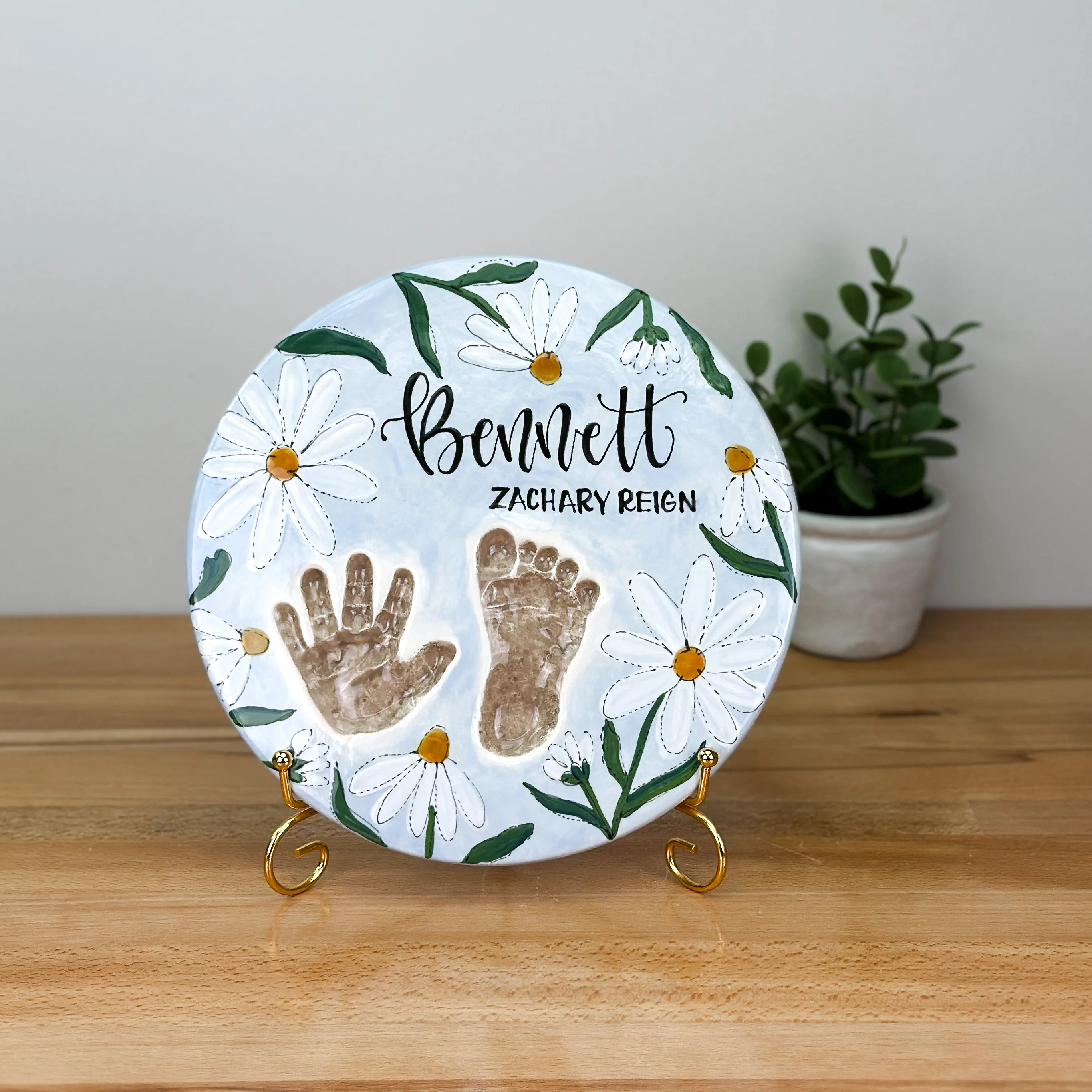 Daisy Clay Plaque