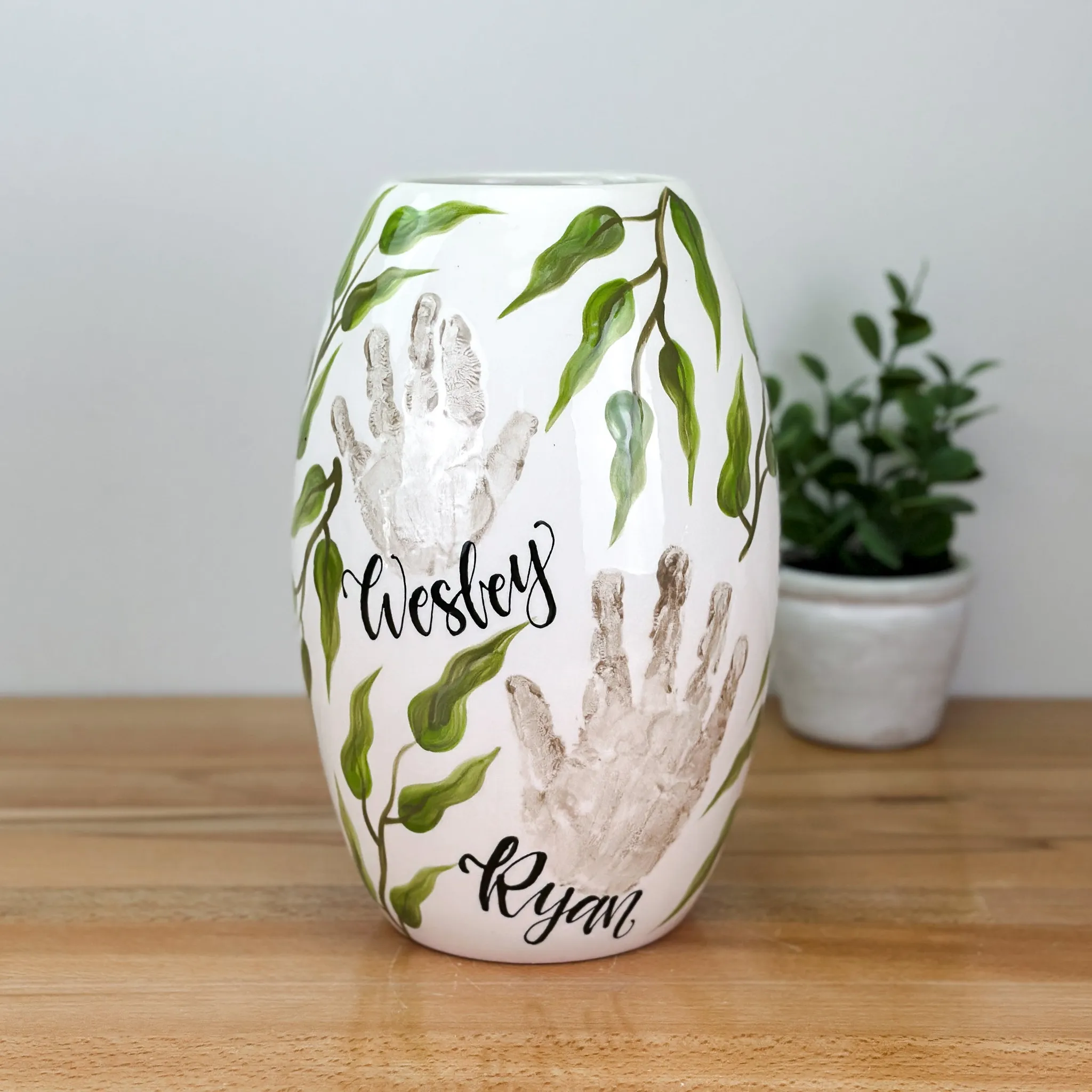 Laurels Vase