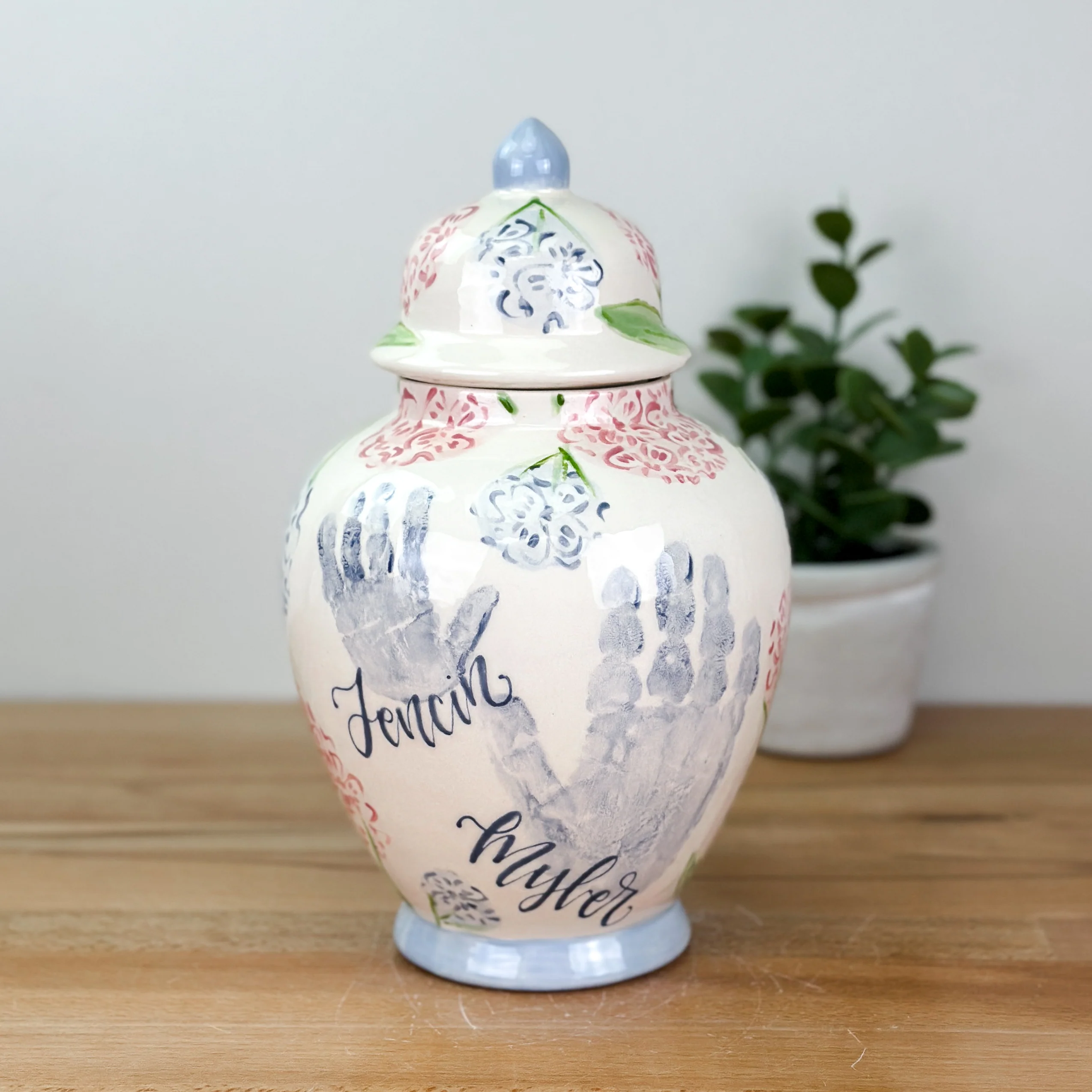 Sadie's Hydrangeas Tyler Ginger Jar